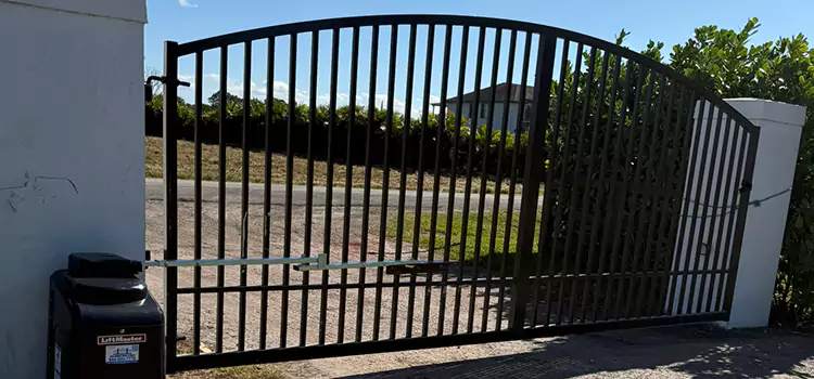 Driveway Fence Repair Palm City
